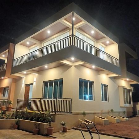 Aishwarya R Galaxy Villa Mahabaleshwar Exterior photo
